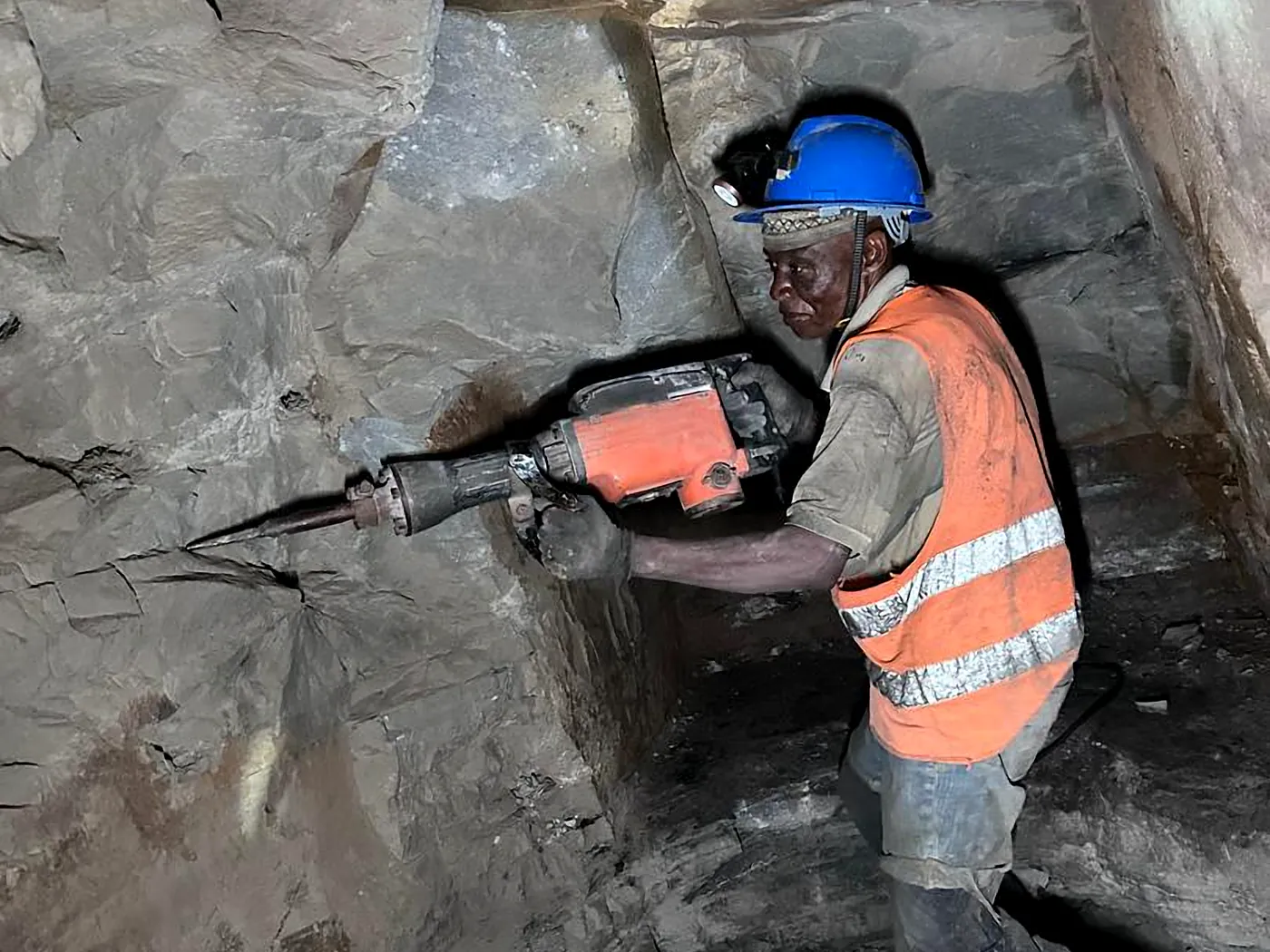 Mining photo 7